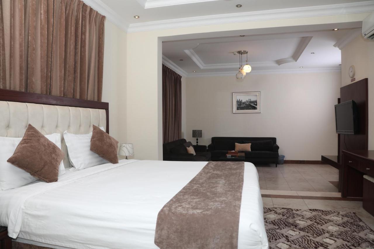 Samaya Suites Riyadh Exteriör bild